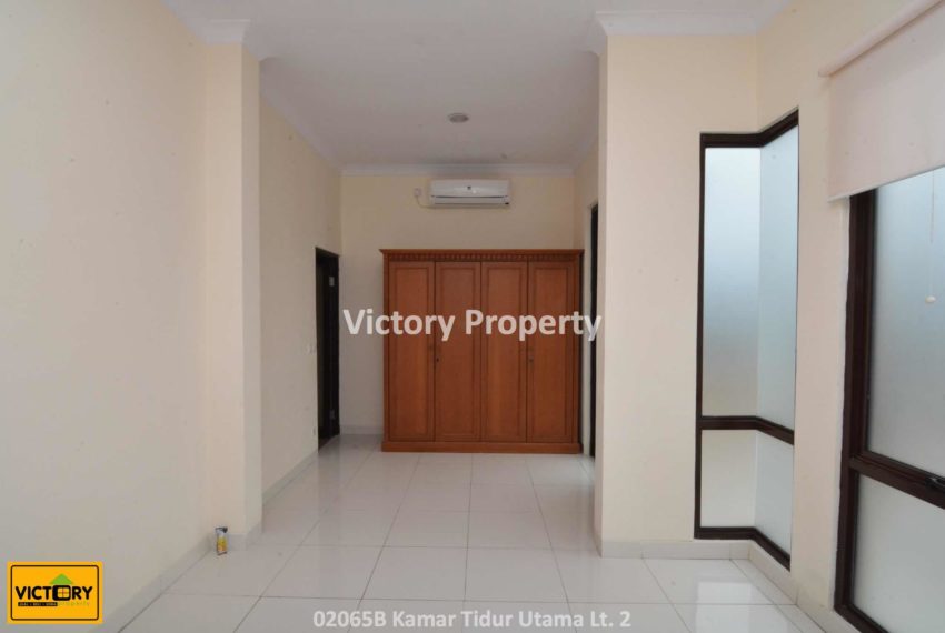 02065B Kamar Tidur Utama Lt. 2
