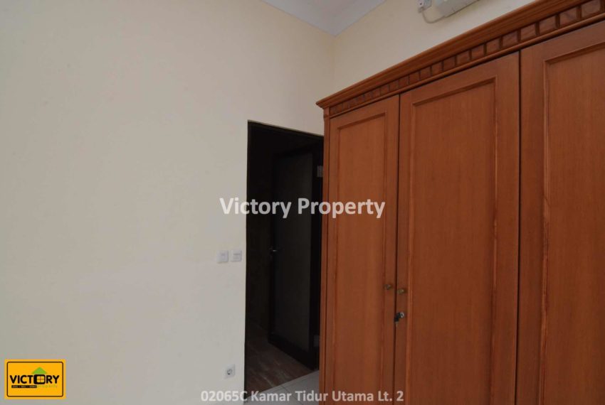02065C Kamar Tidur Utama Lt. 2