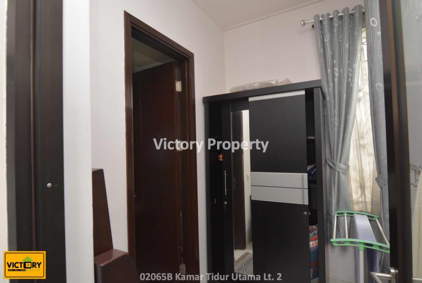 02065B Kamar Tidur Utama Lt. 2