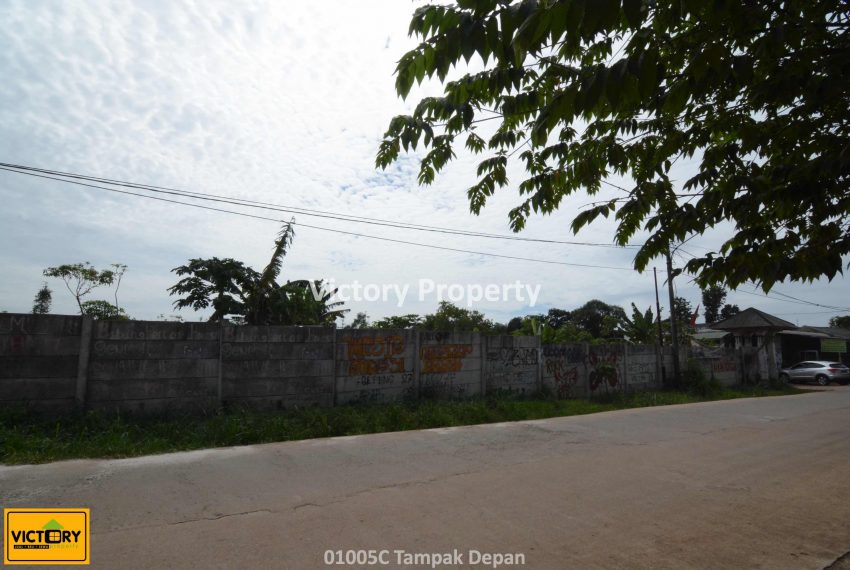 01005C Tampak Depan