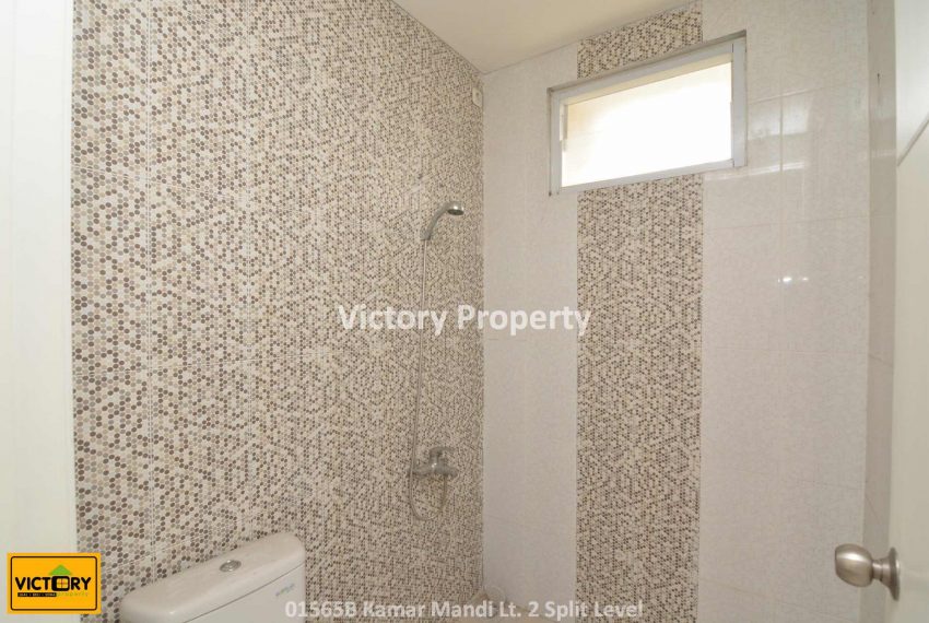 01565B Kamar Mandi Lt. 2 Split Level