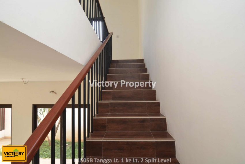 01505B Tangga Lt. 1 ke Lt. 2 Split Level