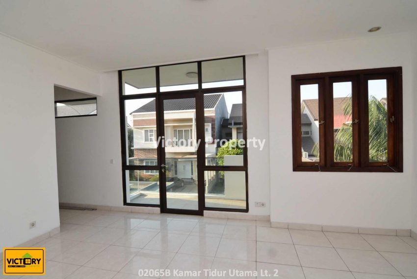 02065B Kamar Tidur Utama Lt. 2
