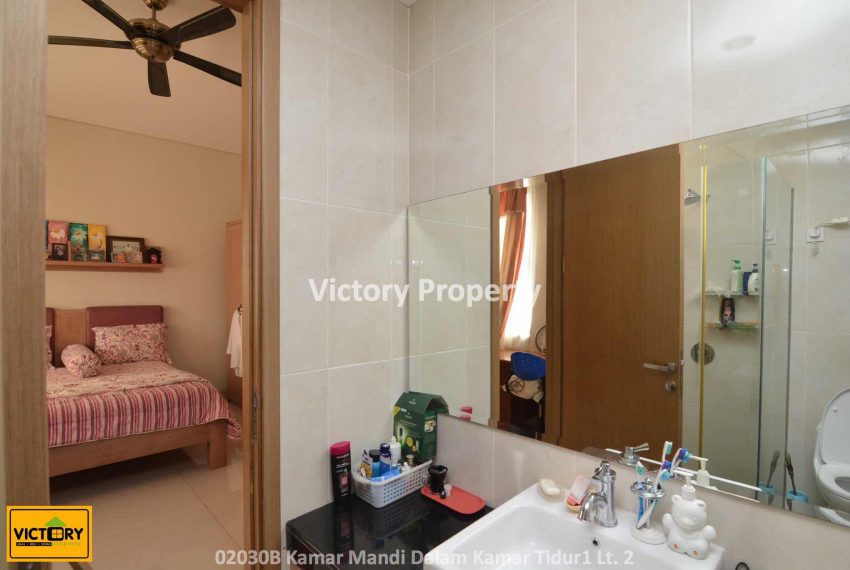 02030B Kamar Mandi Dalam Kamar Tidur1 Lt. 2