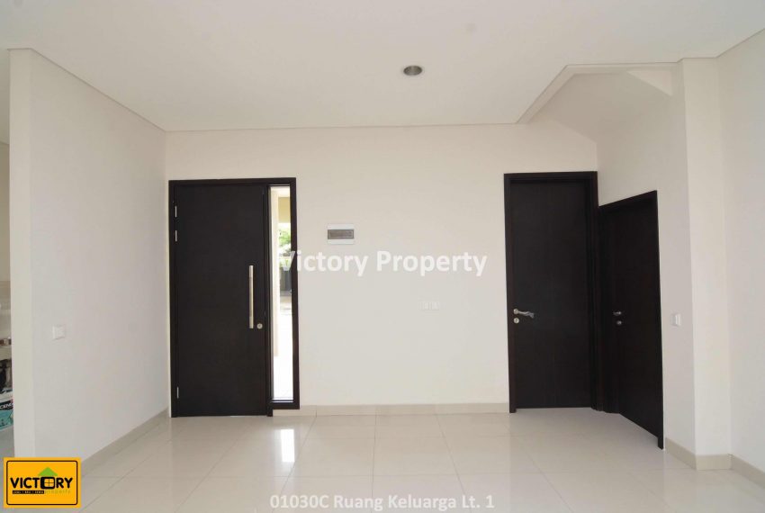 01030C Ruang Keluarga Lt. 1